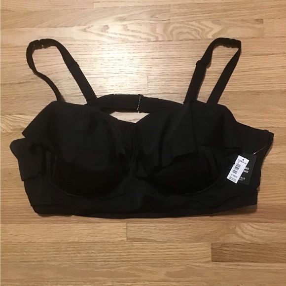 NWT size 4 Torrid bikini top - Picture 1 of 3